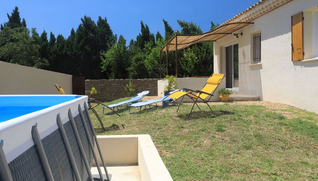 3 bedroom House in Laudun-l'Ardoise with private pool and garden - Photo 5