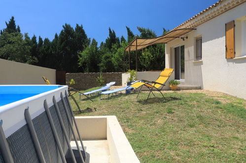 Photo 14 - Maison de 2 chambres à Laudun-l'Ardoise avec piscine privée et jardin