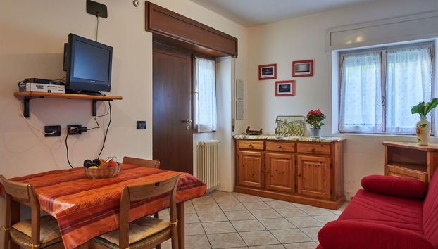 Apartamento de 2 quartos em Gera Lario com jardim e terraço - Foto 4