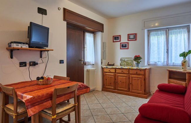 Apartamento de 2 quartos em Gera Lario com jardim e terraço - Foto 4