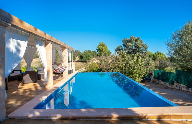 Casa de 3 quartos em Selva com piscina privada e jardim - Foto 3