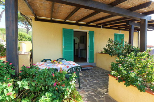 Photo 2 - Appartement de 1 chambre à Capoliveri avec jardin et terrasse