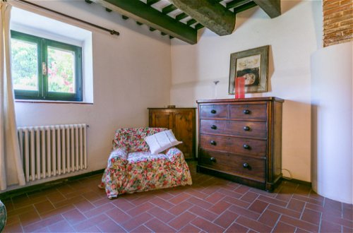 Foto 22 - Appartamento con 2 camere da letto a Colle di Val d'Elsa con piscina e giardino