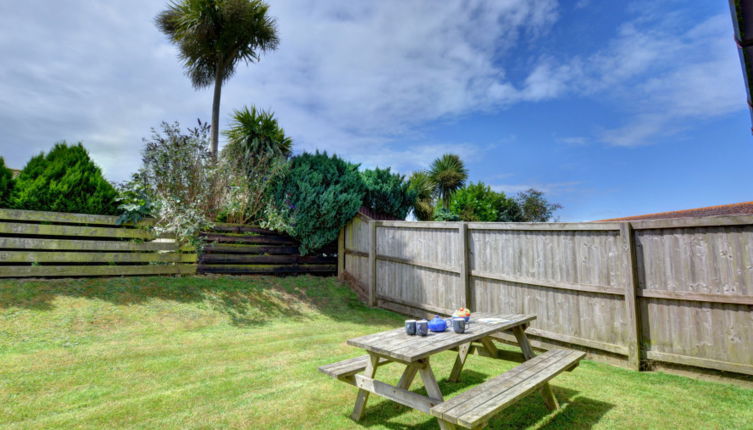 Photo 1 - 3 bedroom House in Padstow with garden and sea view