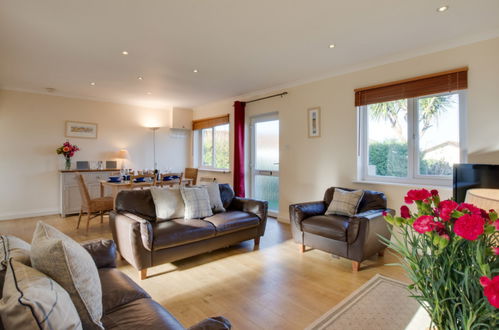 Photo 17 - 3 bedroom House in Padstow with garden and sea view