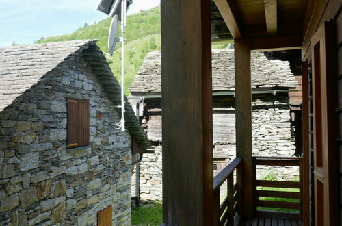 Foto 19 - Haus mit 2 Schlafzimmern in Serravalle mit garten