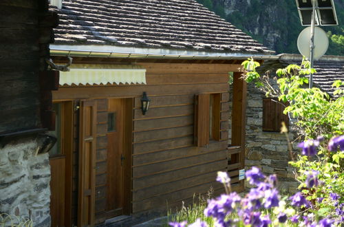 Foto 21 - Haus mit 2 Schlafzimmern in Serravalle mit garten