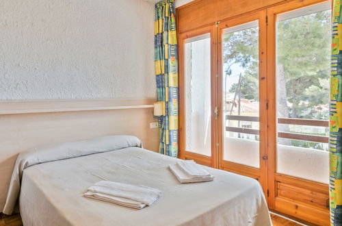 Foto 4 - Casa con 2 camere da letto a Mont-roig del Camp con piscina e vista mare