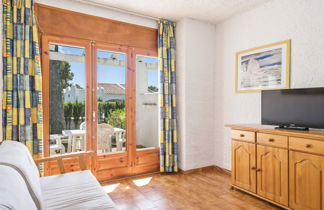 Photo 3 - 2 bedroom House in Mont-roig del Camp with swimming pool and garden