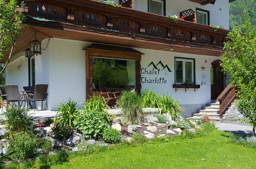 Photo 1 - Maison de 8 chambres à Fusch an der Großglocknerstraße avec jardin et vues sur la montagne