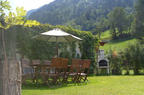 Foto 2 - Casa de 8 quartos em Fusch an der Großglocknerstraße com jardim e vista para a montanha