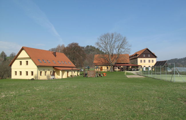 Apartamento de 1 quarto em Jetřichovice com piscina e jardim - Foto 14