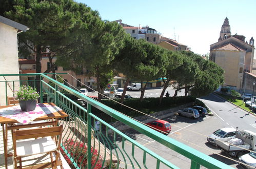 Photo 8 - 3 bedroom Apartment in Cipressa with garden