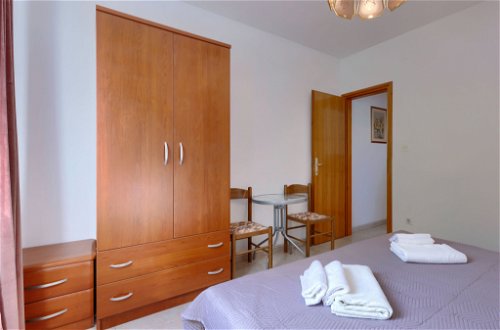 Foto 12 - Apartment mit 2 Schlafzimmern in Rovinj mit blick aufs meer