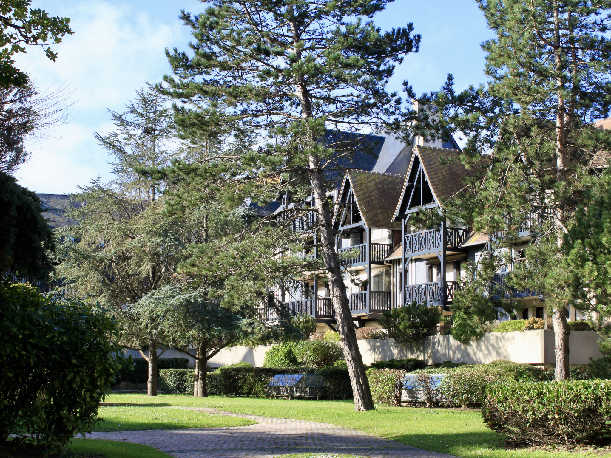 Foto 19 - Apartment mit 2 Schlafzimmern in Deauville mit blick aufs meer