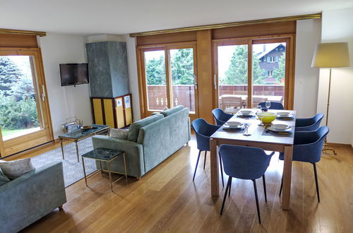 Foto 10 - Apartamento de 2 quartos em Crans-Montana com jardim e terraço