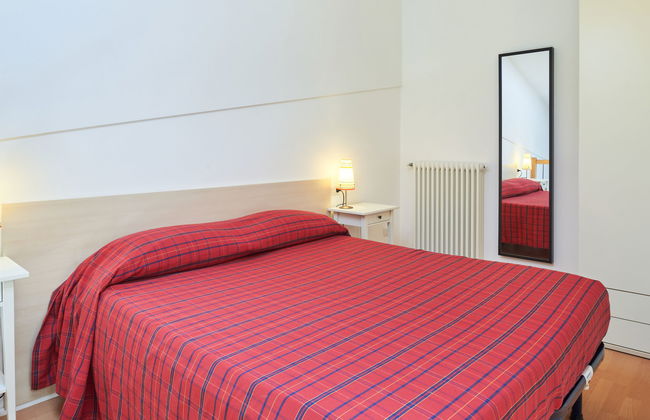Casa de 2 quartos em Dongo com jardim - Foto 11