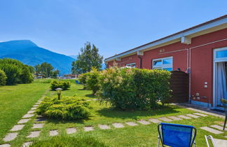 Photo 2 - Maison de 1 chambre à Gravedona ed Uniti avec jardin et vues sur la montagne