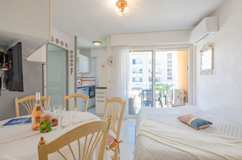 Foto 5 - Apartamento de 1 quarto em Fréjus com terraço