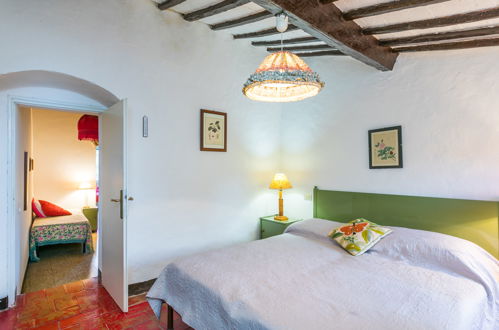 Foto 13 - Apartment mit 2 Schlafzimmern in Monteriggioni mit schwimmbad und garten