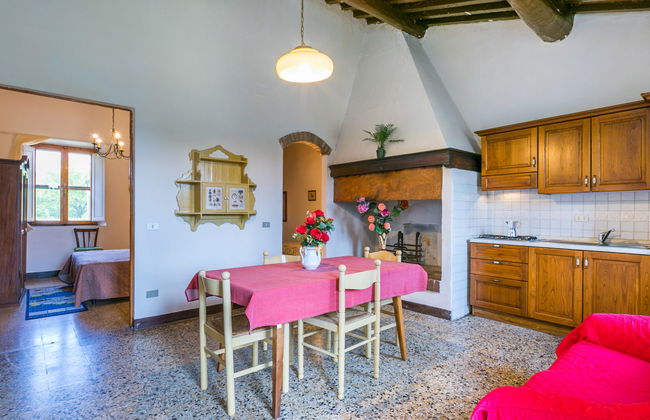 Apartamento de 4 quartos em Monteriggioni com piscina e jardim - Foto 5