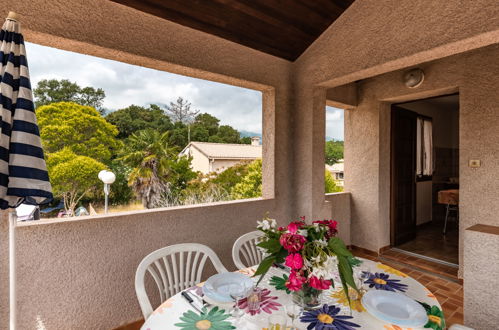 Photo 4 - Appartement de 2 chambres à Santa-Maria-Poggio avec jardin et terrasse