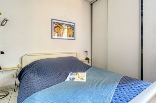 Foto 3 - Apartamento de 1 quarto em Fréjus com piscina e vistas do mar