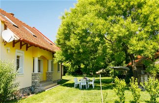 Foto 1 - Casa de 4 habitaciones en Balatonudvari con jardín