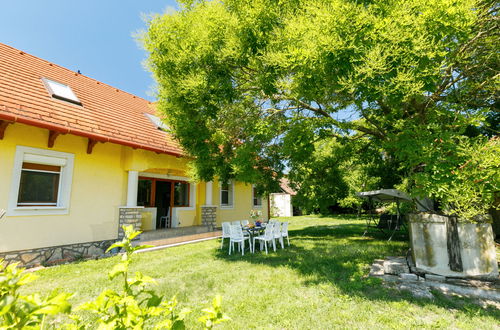 Foto 30 - Casa con 4 camere da letto a Balatonudvari con giardino