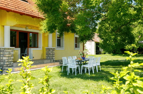 Foto 32 - Casa de 4 quartos em Balatonudvari com jardim