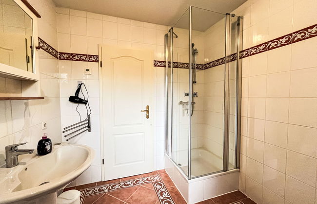 Apartamento de 3 quartos em Frankenau com jardim e terraço - Foto 17