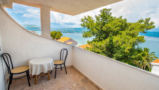 Casa de 5 quartos em Split com piscina privada e jardim - Foto 2