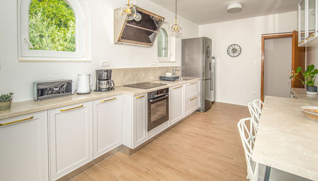 Casa de 5 quartos em Split com piscina privada e jardim - Foto 4
