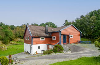 Foto 1 - Casa de 2 quartos em Tysnes com jardim