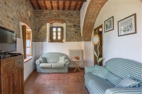 Foto 9 - Appartamento con 1 camera da letto a Montevarchi con piscina e giardino