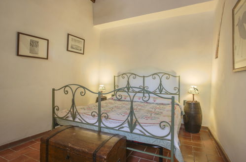 Foto 11 - Appartamento con 1 camera da letto a Montevarchi con piscina e giardino