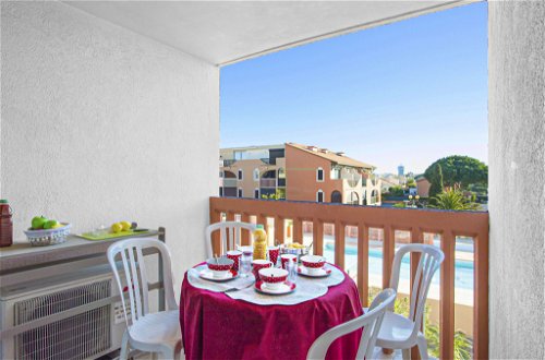 Foto 4 - Apartamento de 1 quarto em Canet-en-Roussillon com piscina e vistas do mar