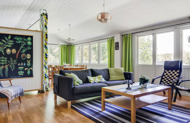 Casa de 3 quartos em Asarum com jardim e terraço - Foto 3