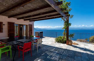 Photo 3 - Maison de 3 chambres à Canari avec piscine privée et jardin