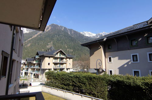 Foto 15 - Apartamento de 1 habitación en Chamonix-Mont-Blanc con vistas a la montaña