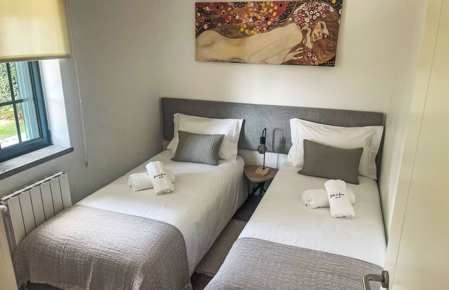 Casa de 4 quartos em Viana do Castelo com piscina e jardim - Foto 25