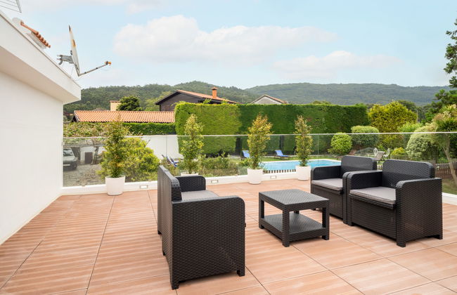 Casa de 4 quartos em Viana do Castelo com piscina e jardim - Foto 13