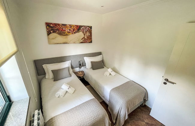 Casa de 4 quartos em Viana do Castelo com piscina e jardim - Foto 24