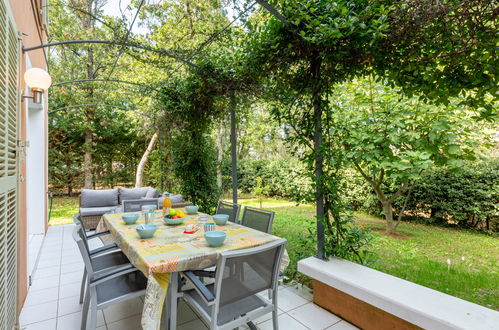 Photo 24 - Maison de 4 chambres à Roquebrune-sur-Argens avec piscine et jardin