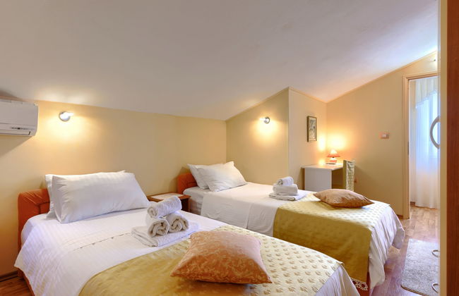 Casa de 4 quartos em Buje com piscina privada e jardim - Foto 21