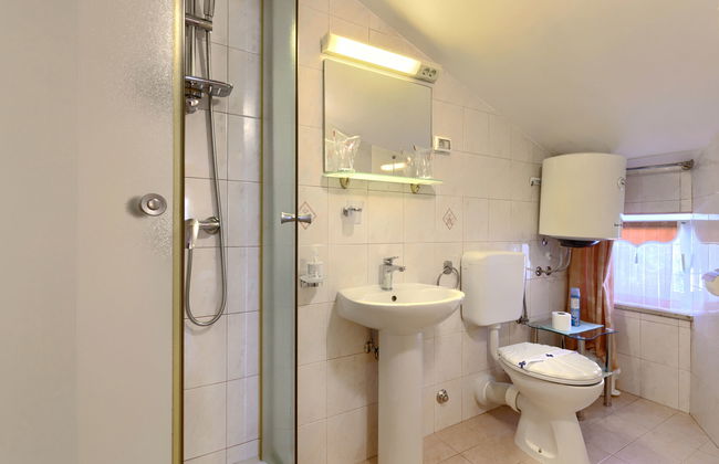 Casa de 4 quartos em Buje com piscina privada e jardim - Foto 25