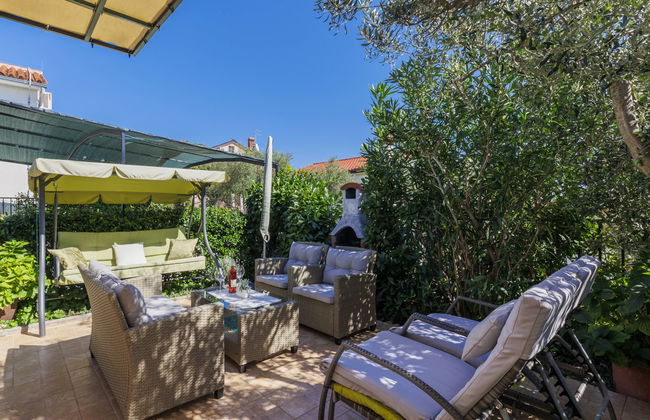 Casa de 4 quartos em Buje com piscina privada e jardim - Foto 14