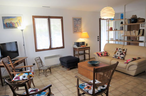 Photo 9 - 3 bedroom House in Soulac-sur-Mer with terrace and sea view