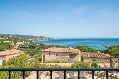 Foto 43 - Casa con 4 camere da letto a Sainte-Maxime con piscina privata e vista mare