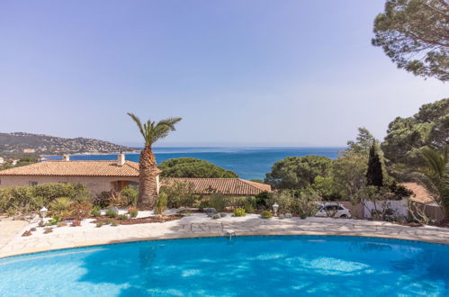 Foto 58 - Haus mit 4 Schlafzimmern in Sainte-Maxime mit privater pool und blick aufs meer